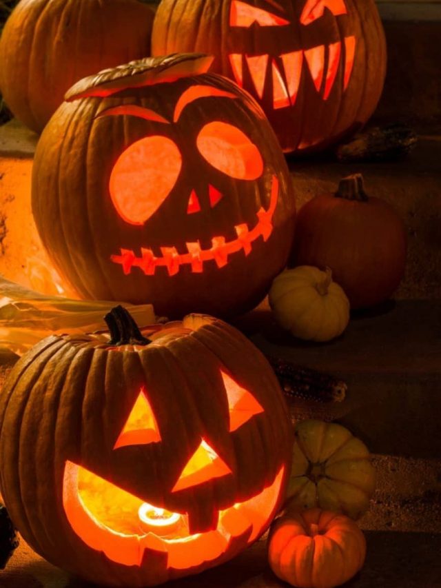 10 Happy Halloween Day Quotes That Will Shiver You